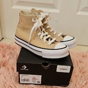 Converse All Star Lift Hi Top - Size 3.5 Big Kids